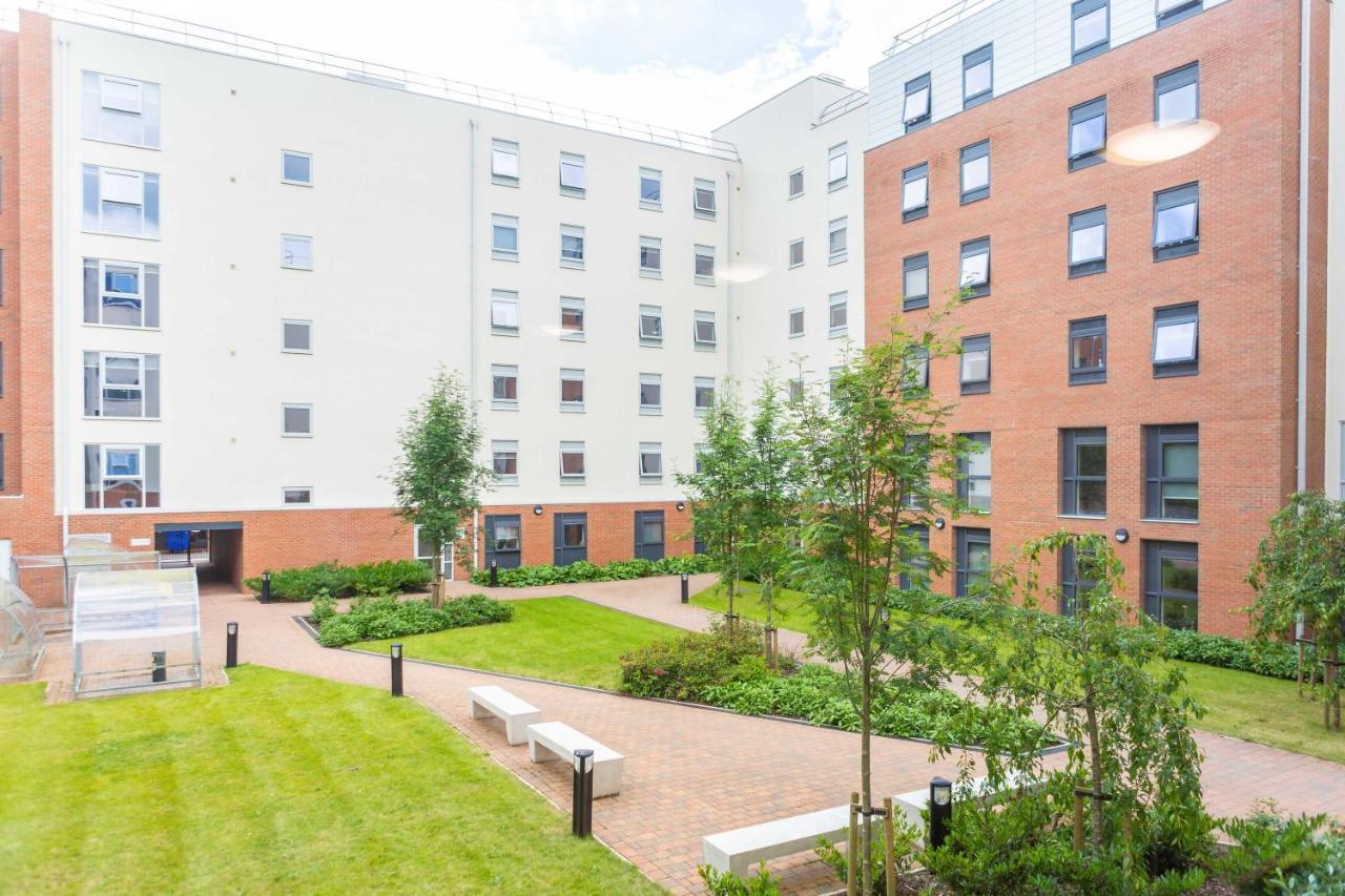 Newton Court Newcastle Ensuite Rooms Ньюкасл-апон-Тайн Экстерьер фото